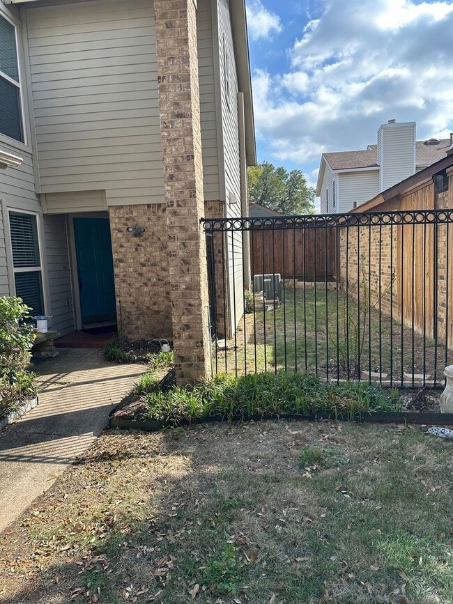 Photo - 2 Bedroom Single Family Home in Garland