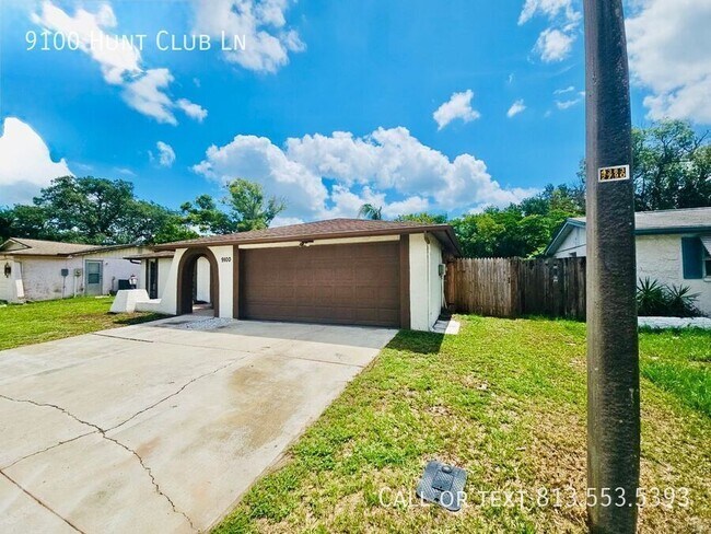 Photo - 9100 Hunt Club Ln
