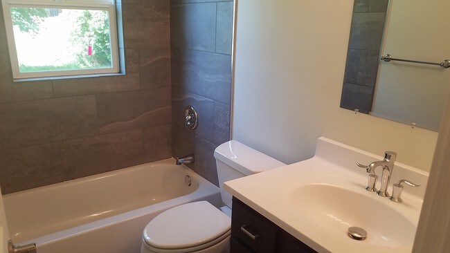 Photo - 4224 W Chicago St