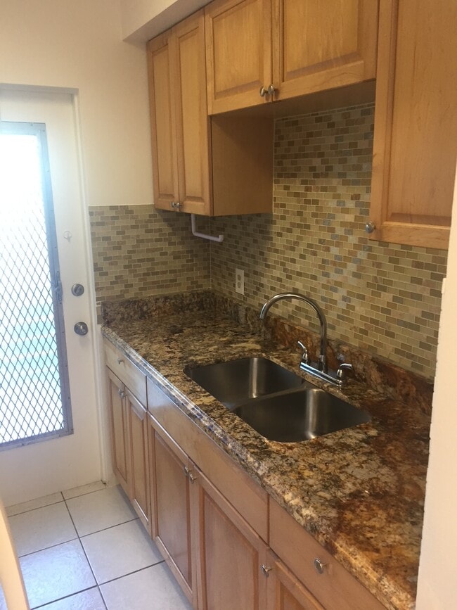 Photo - 2045 NE 24th Ave Unit 9