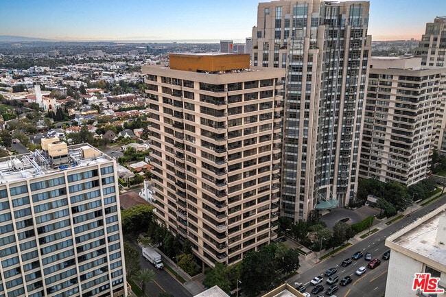 Building Photo - 10750 Wilshire Blvd Unit 502