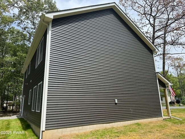 Photo - 125 Cobblestone Dr