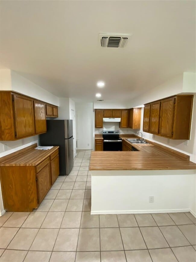 Photo - 1304 Conway Dr