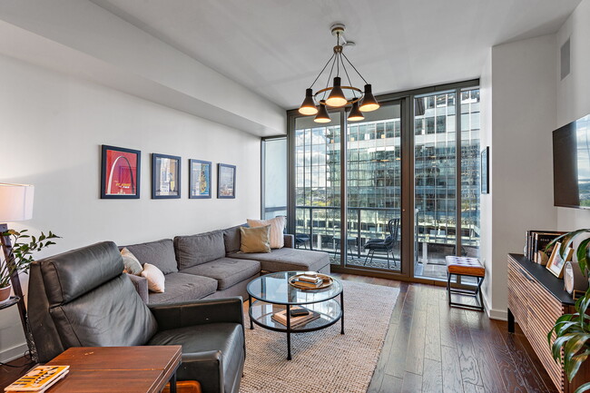 Photo - 1212 Laurel St Unit 708