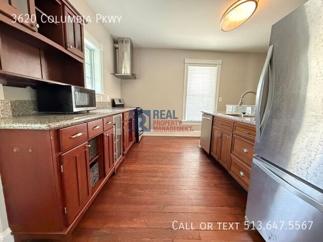 3620 Columbia Pkwy