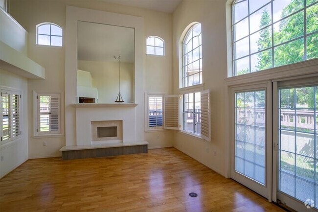 Building Photo - 95-1487 Ainamakua Dr #63 Rental