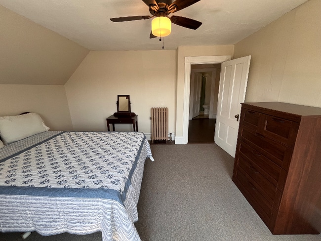 Photo - 408 Porter St