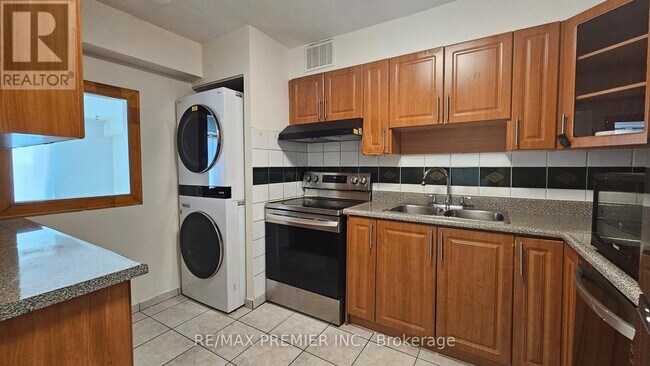 Photo - 5 San Romanoway Unit 705