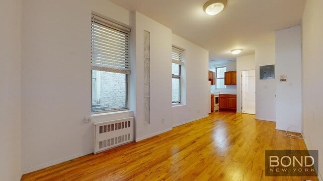 Building Photo - 26 King St Unit 14