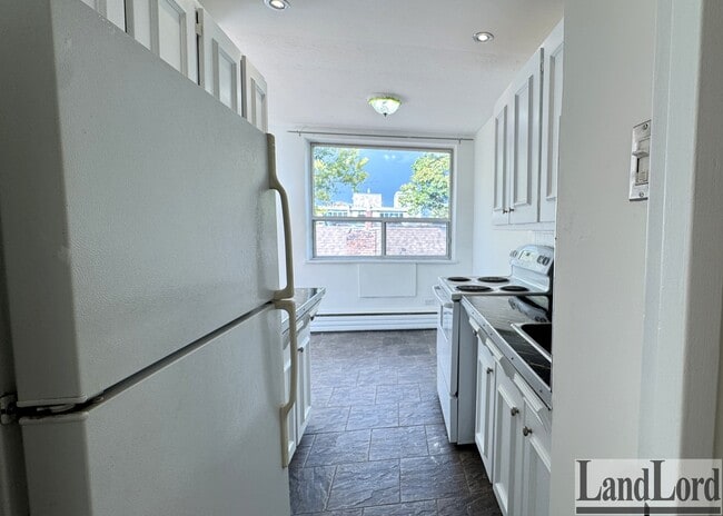 Photo - 140 Springhurst Ave Unit 42