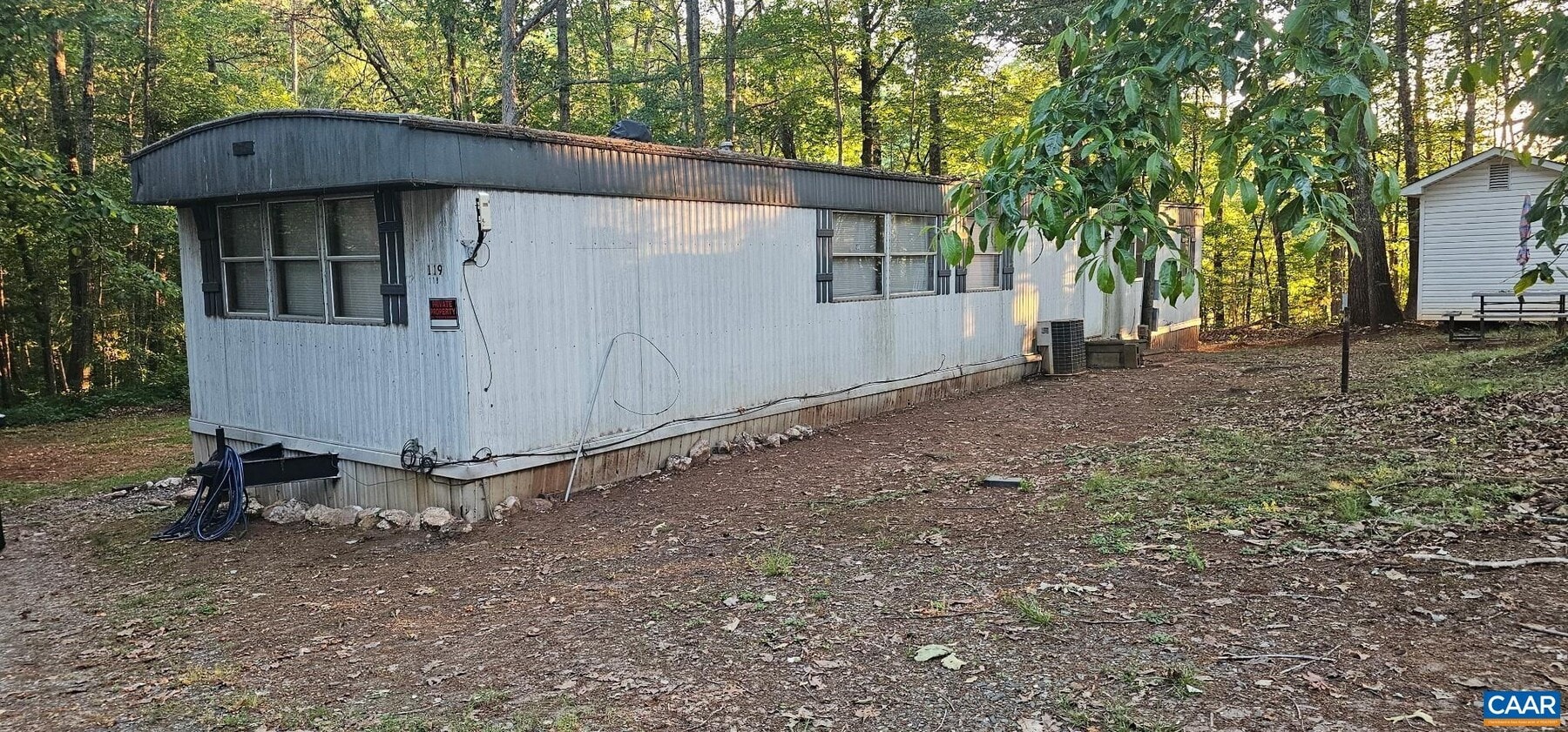 Photo - 119 Farmview Ln