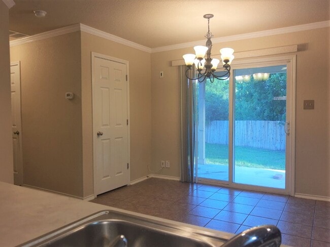 Photo - Well Maintained 3 Bedroom Home in Converse