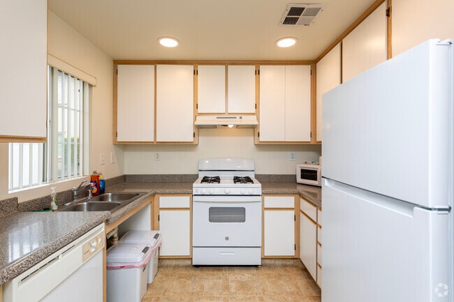 Clubhouse Kitchen
