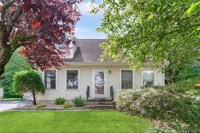 Photo - 25 Walcott Green