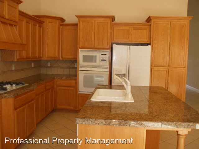 Photo - 4 br, 2.5 bath House - 1741 Toby Drive