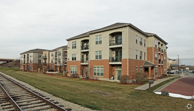 Photo - Valencia Place