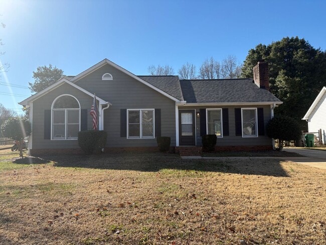 Building Photo - Rent Special on Beautifully Updated 3 Bedroom Home!