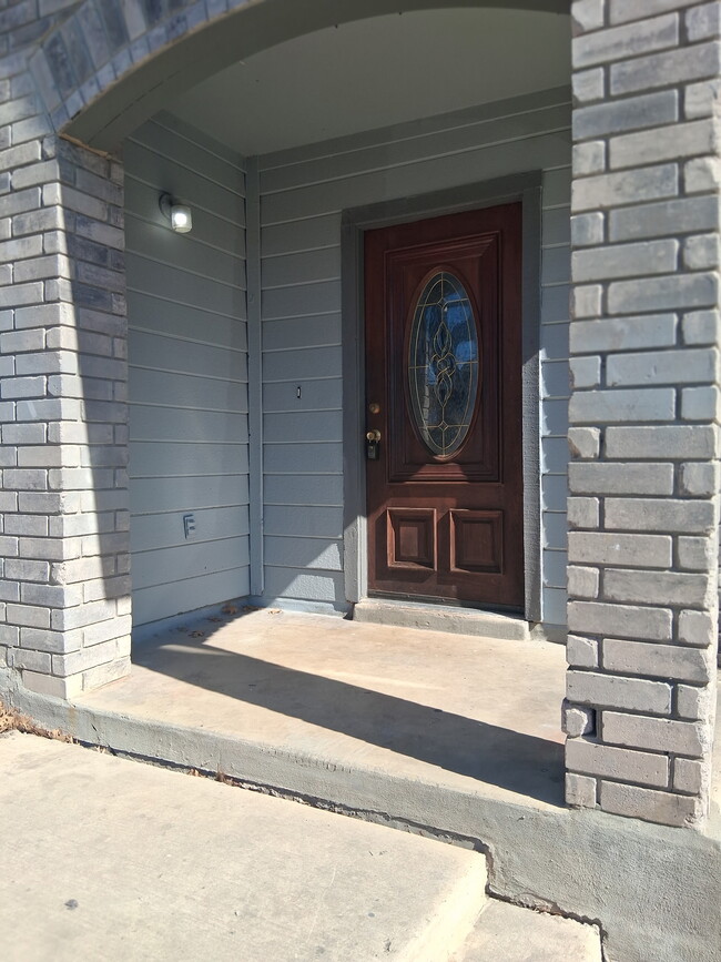 Photo - 874 Fillmore Dr