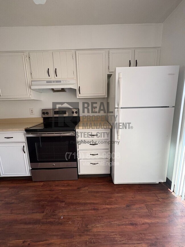 Photo - 1928 N Salem Ave