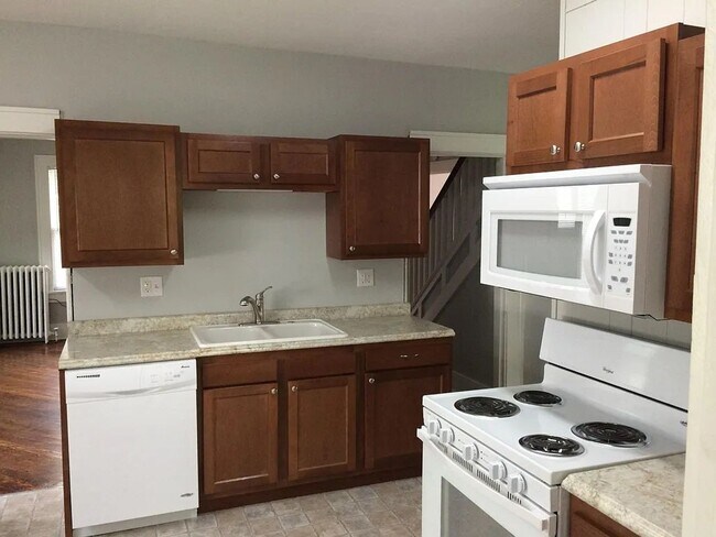 701 N Gilbert St Unit 701 N Gilbert