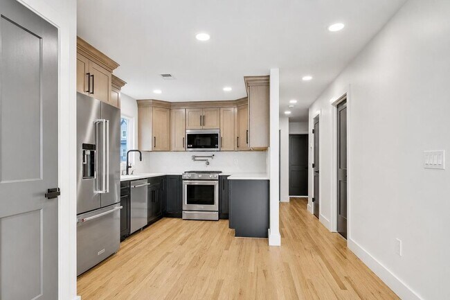 Photo - 7809 Broadway Unit 1