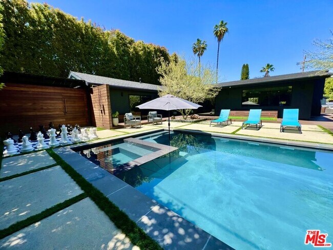 Photo - 16446 Moorpark St Casa