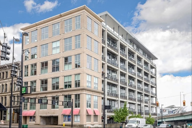 Photo - 353 W 4th St Unit 300