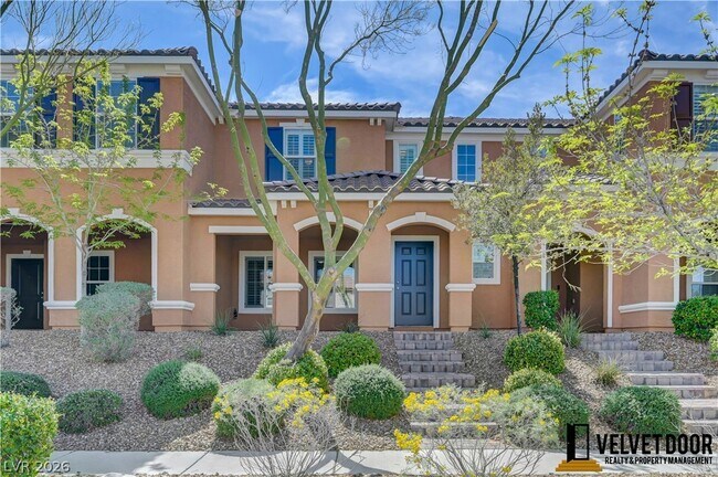 Building Photo - 3013 Camino Sereno Ave