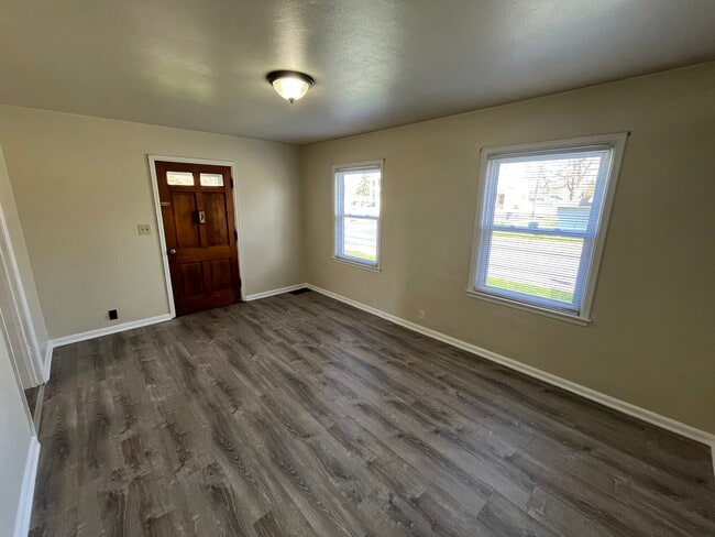 Photo - 2904 Lincoln St