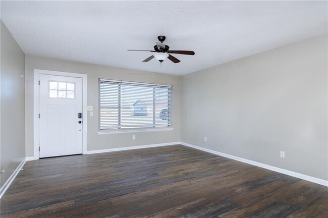 Photo - 1208 NE 3rd St