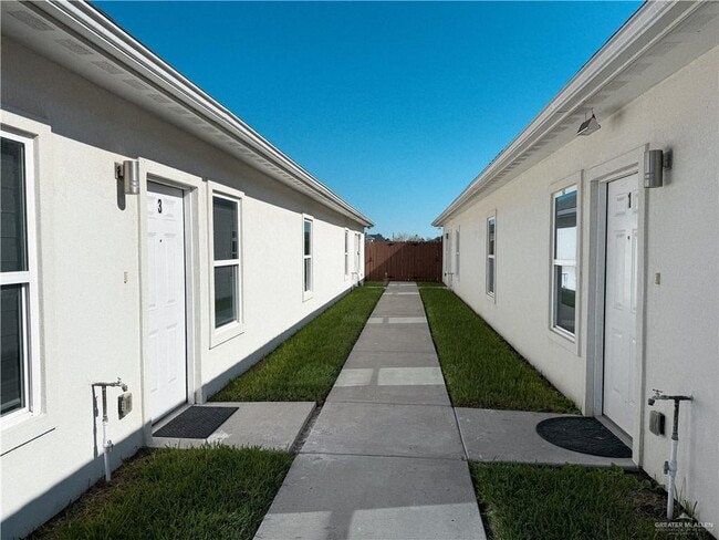 Photo - 16 Angelina Dr Unidad 2