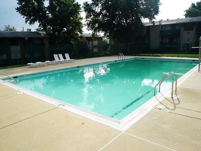 Maple Ridge Apartments