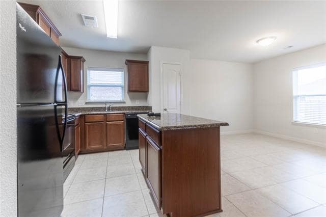 Photo - 211 Magnolia Dr
