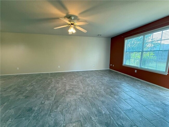 Photo - 2224 W Roselawn St