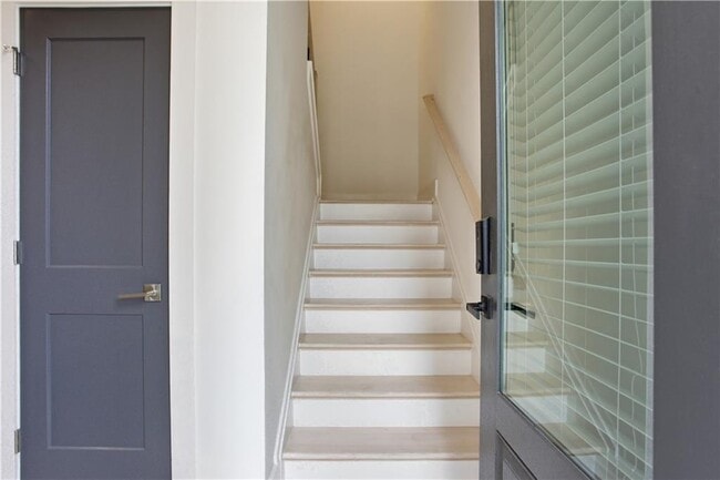 Photo - 1171 State St NW