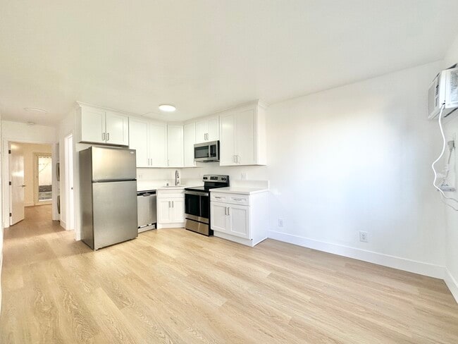 Building Photo - 3424 S Centinela Ave Unit 9A Rental