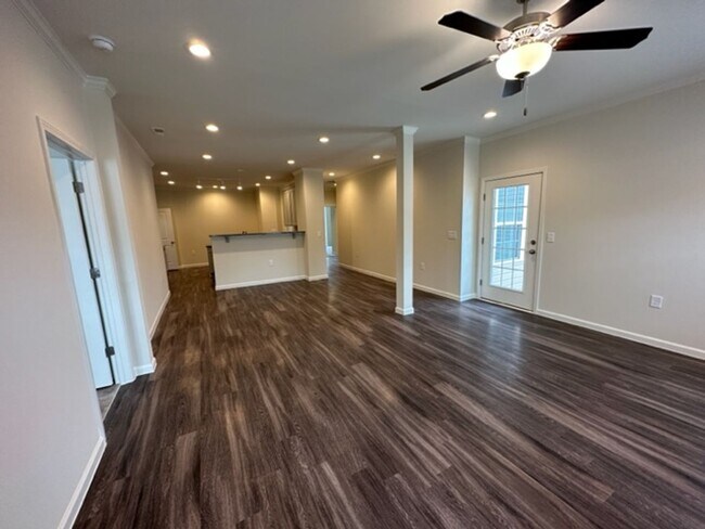 Photo - Townhouse / Whitsett