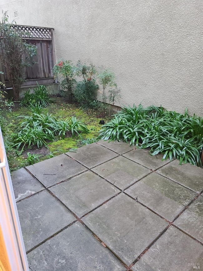 Photo - 715 Ponder Court