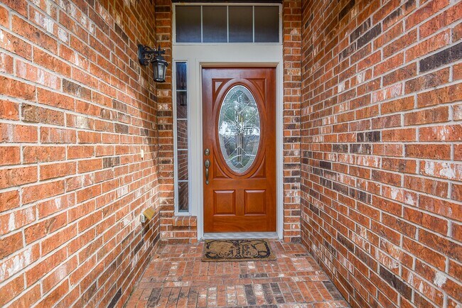 Photo - 3217 Mossy Bend Ln