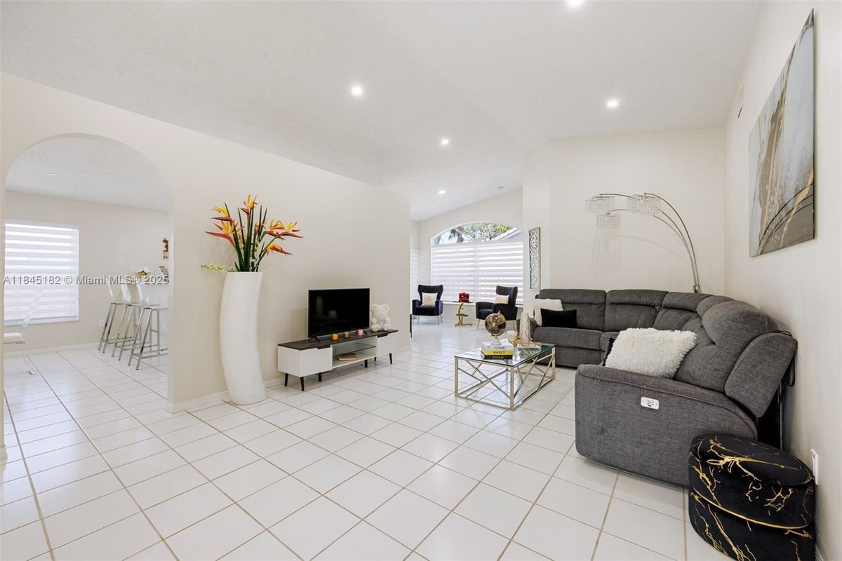 Photo - 12340 SW 144th Terrace