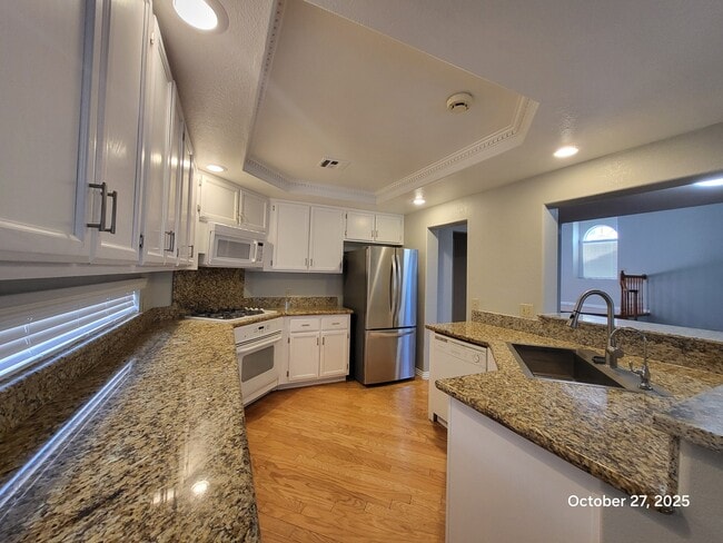 Photo - 2113 Harbor Cliff Dr