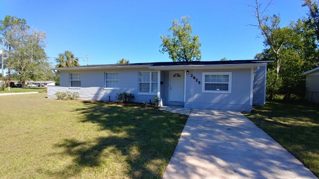 Building Photo - 2625 Kershaw Dr W Rental