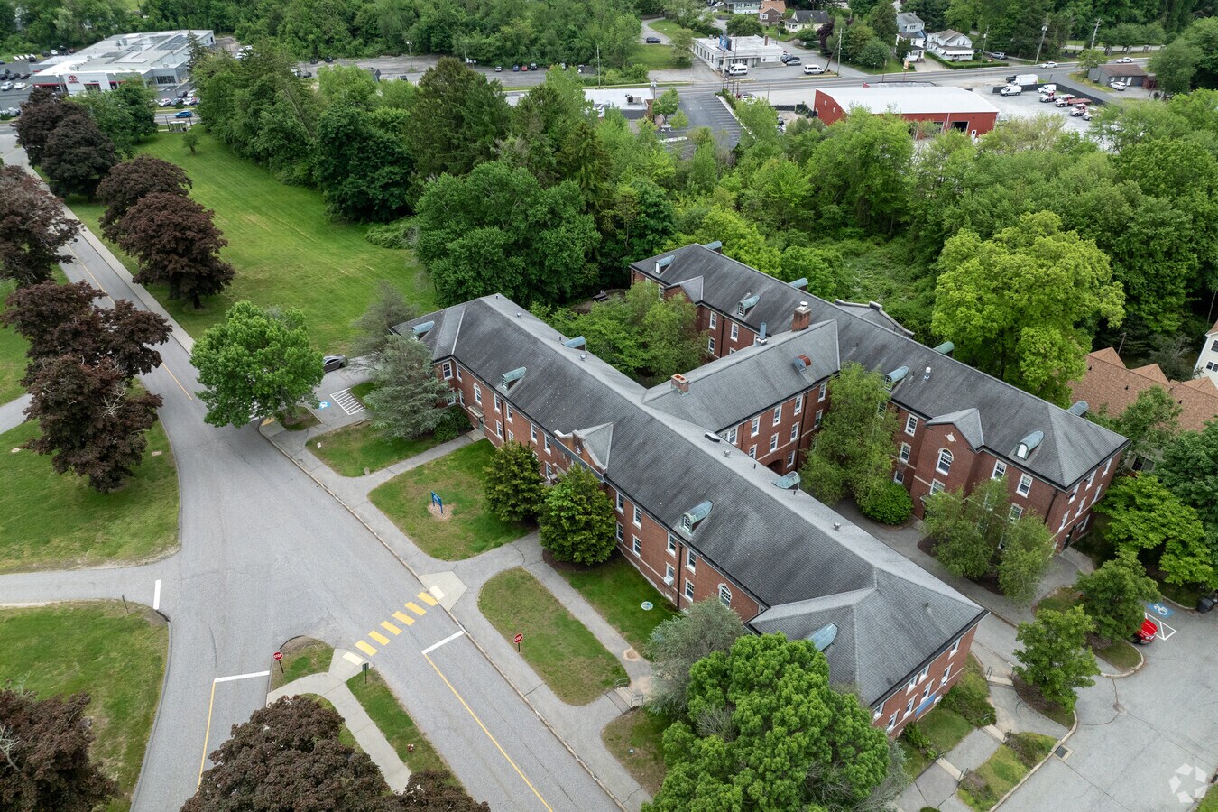 Exterior - Uncas Condominiums