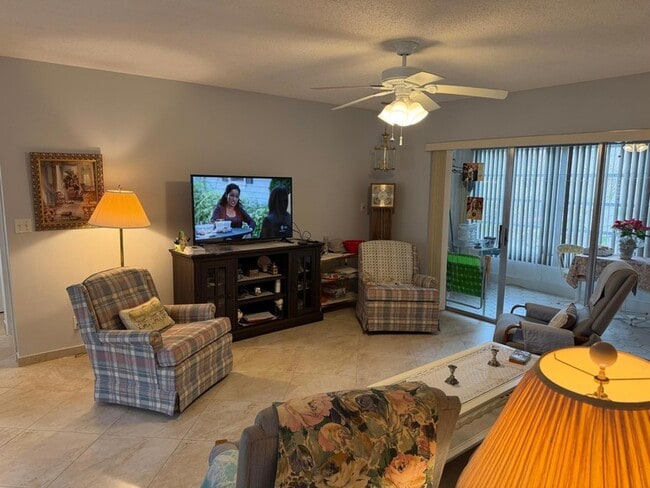 Photo - 701 Lori Dr Unit 204