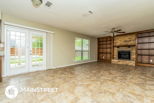 Photo - 2437 Channing Dr