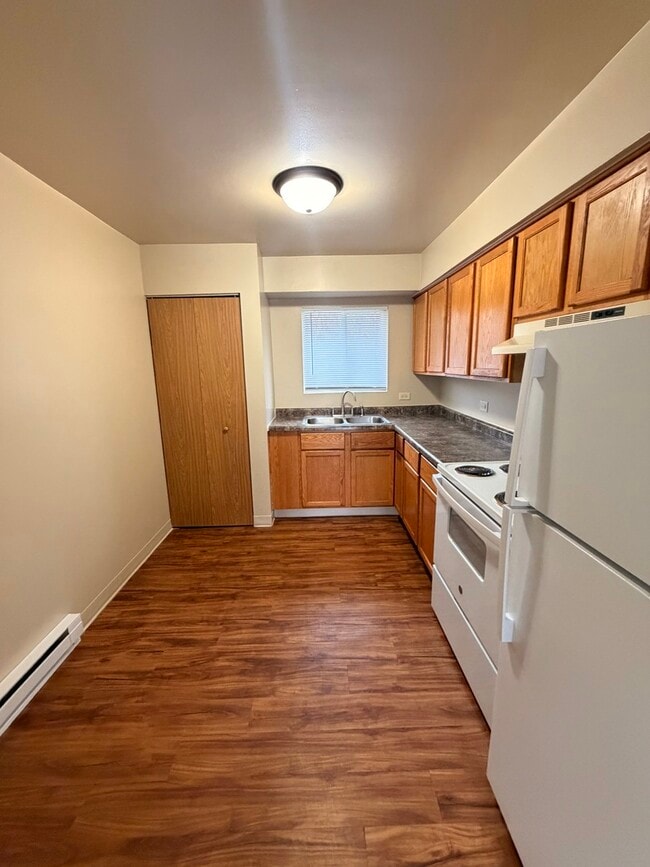 Photo - 25731 W Bridge St