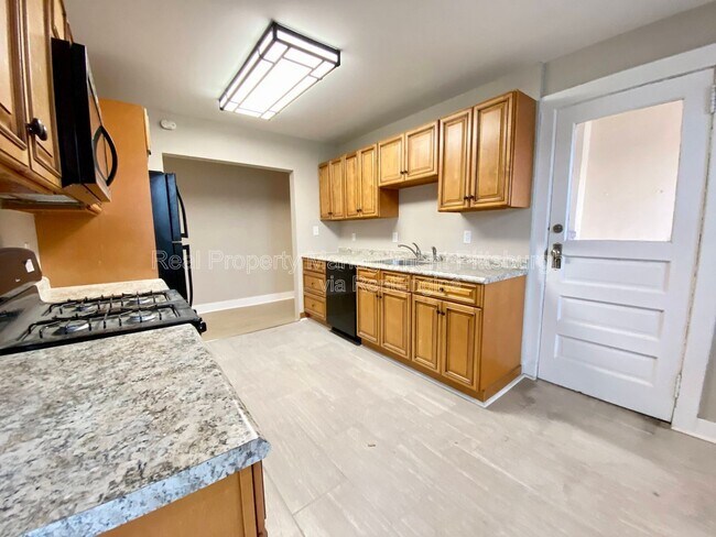 Photo - 5733 Phillips Ave Unidad 2