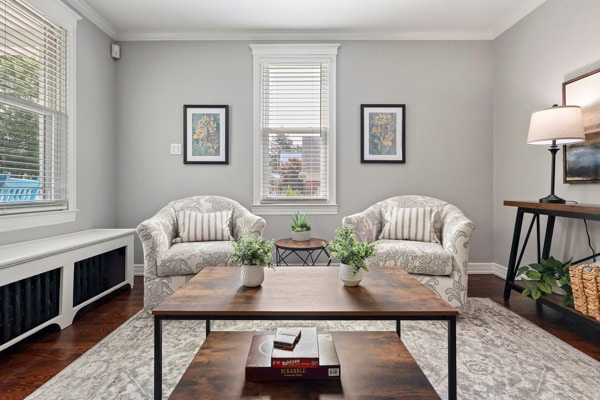 Photo - 753 Saint Clair St