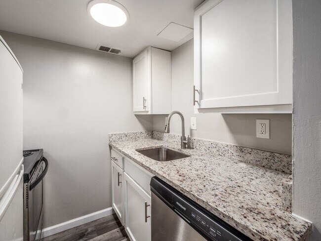 Photo - 60-76 W. 8th Avenue