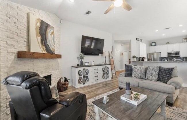 Photo - 6707 Oakbranch Manor Ln